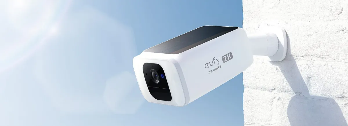 eufy-SoloCam-S40-lifestyle-image.jpeg.lin_-e1656926813670-1200x435.webp
