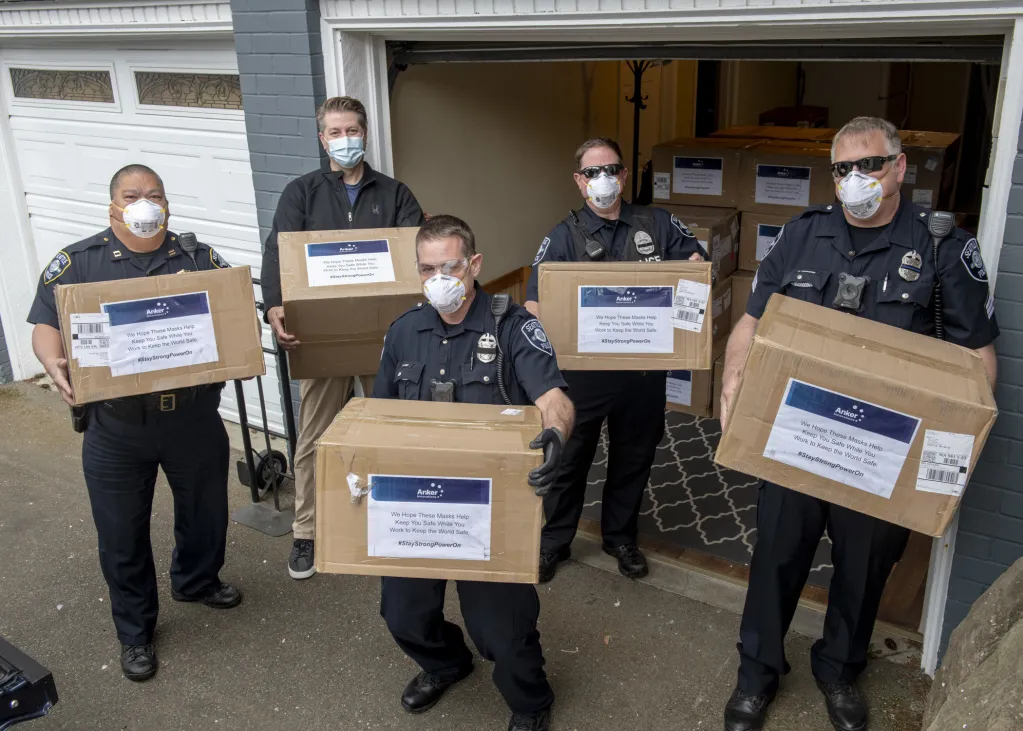 Anker_Innovations_Mask_Donation_Police-1-1024x731.webp